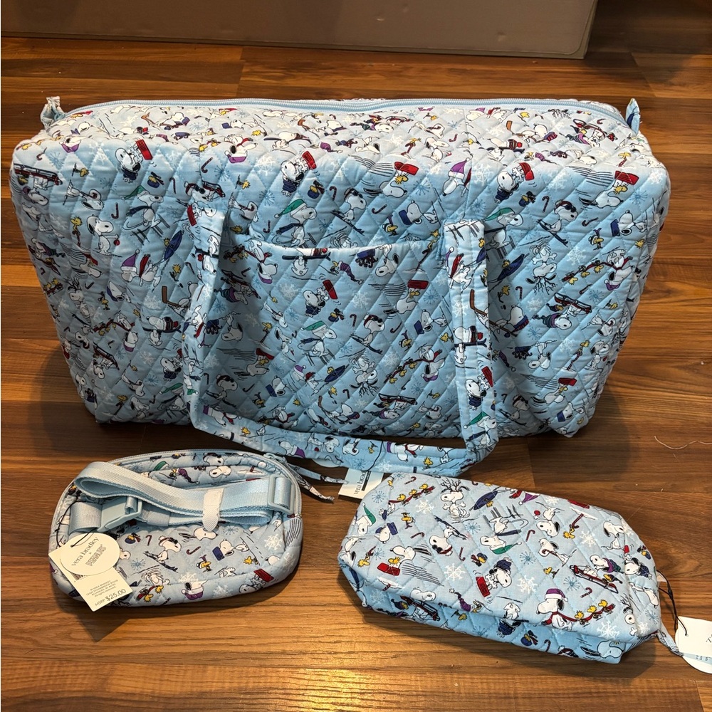 vera bradley peanuts ski jump snoopy winter sky large travel duffel cosmetic bag